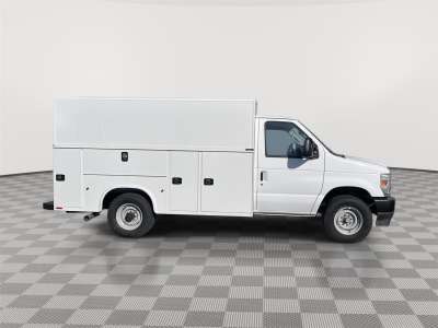 New 2025 Ford E-Series Cutaway for sale in St. Joseph MO