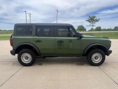 New 2025 Ford Bronco Base SUV/Crossover for sale in St. Joseph MO