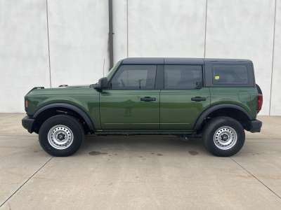 New 2025 Ford Bronco Base SUV/Crossover for sale in St. Joseph MO