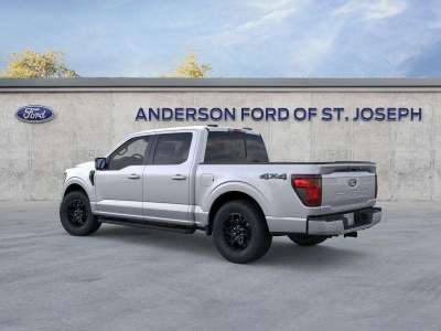 New 2025 Ford F-150 XLT Crew Cab Truck for sale in St. Joseph MO