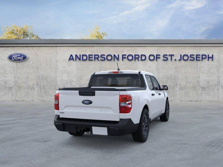New 2025 Ford Maverick for sale in St. Joseph MO