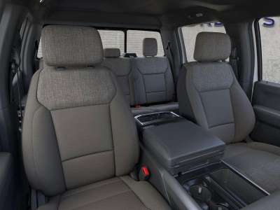 New 2025 Ford F-150 XLT Crew Cab Truck for sale in St. Joseph MO