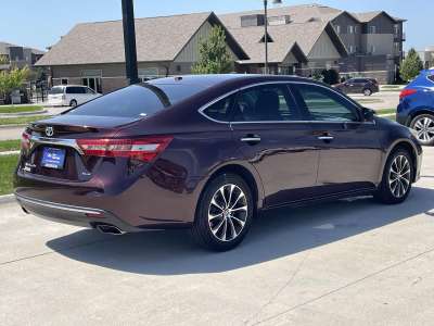 Used 2018 Toyota Avalon XLE Sedan for sale in St. Joseph MO