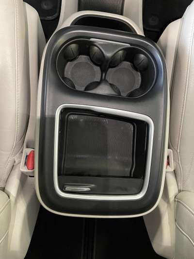 Used 2021 Chrysler Pacifica for sale in St. Joseph MO