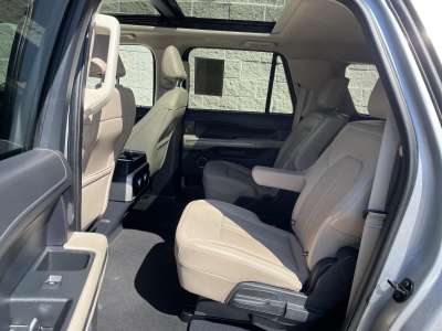 Used 2024 Ford Expedition Max for sale in St. Joseph MO