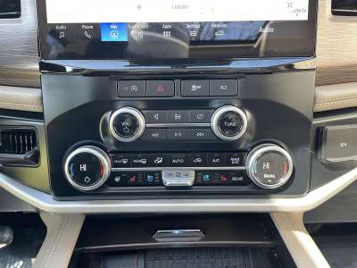 Used 2024 Ford Expedition Max for sale in St. Joseph MO