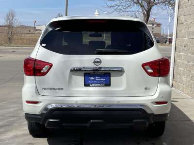 Used 2020 Nissan Pathfinder SV SUV/Crossover for sale in St. Joseph MO