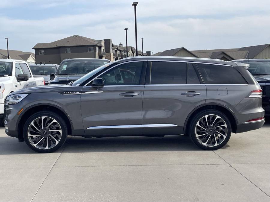 Used 2023 Lincoln Aviator for sale in St. Joseph MO