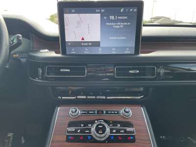 Used 2023 Lincoln Aviator for sale in St. Joseph MO