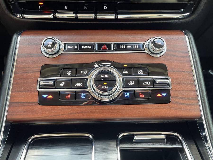 Used 2023 Lincoln Aviator for sale in St. Joseph MO