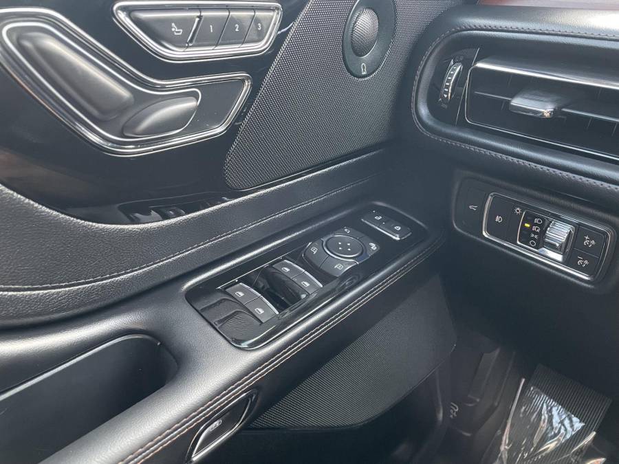 Used 2023 Lincoln Aviator for sale in St. Joseph MO