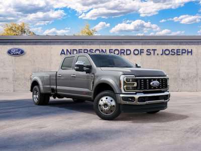 New 2027 Ford Super Duty F-450 DRW for sale in St. Joseph MO