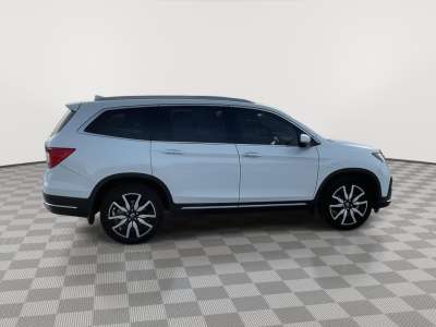 Used 2022 Honda Pilot Touring 8-Passenger SUV/Crossover for sale in Grand Island NE
