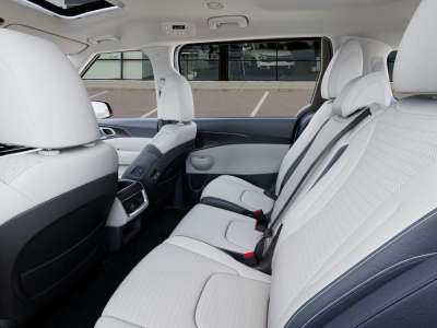 New 2026 Kia Carnival Hybrid for sale in Grand Island NE