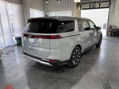 Used 2024 Kia Carnival EX Minivan for sale in Grand Island NE