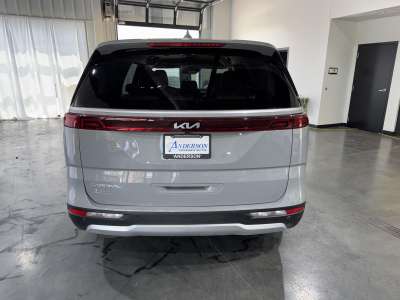 Used 2024 Kia Carnival EX Minivan for sale in Grand Island NE