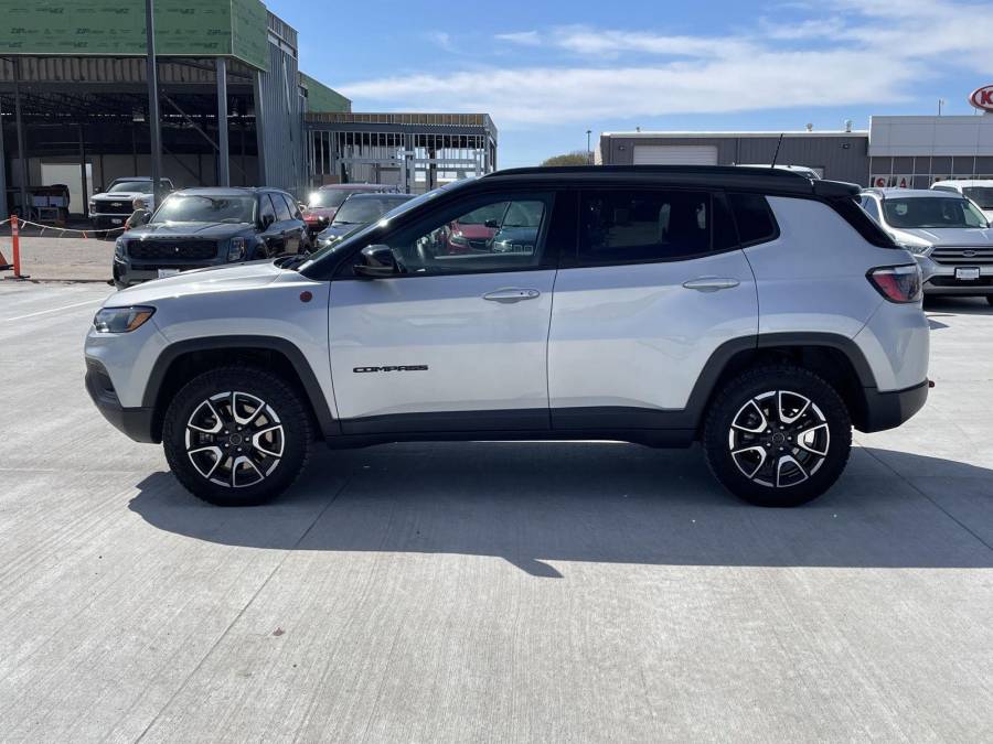 Used 2025 Jeep Compass for sale in Grand Island NE