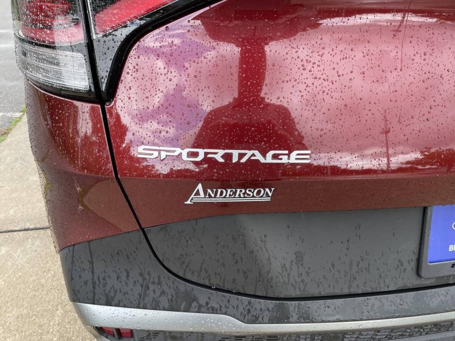 Used 2024 Kia Sportage for sale in Grand Island NE