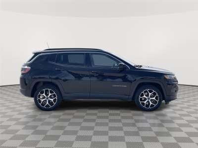 Used 2025 Jeep Compass Limited SUV/Crossover for sale in Lincoln NE