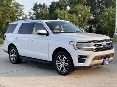 Used 2024 Ford Expedition for sale in St. Joseph MO