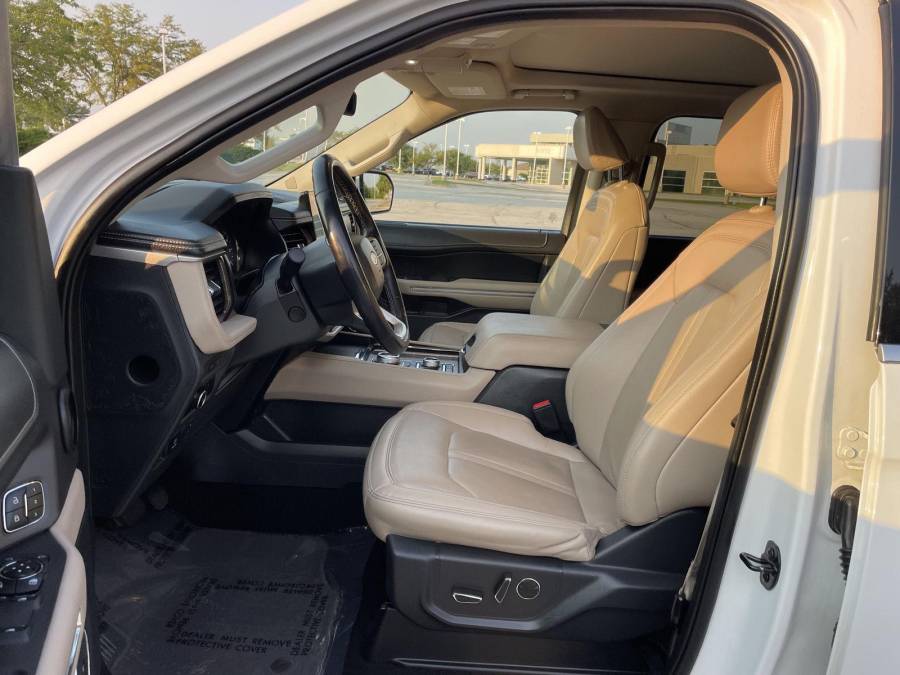 Used 2024 Ford Expedition for sale in St. Joseph MO