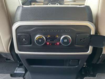 Used 2024 Ford Expedition for sale in St. Joseph MO