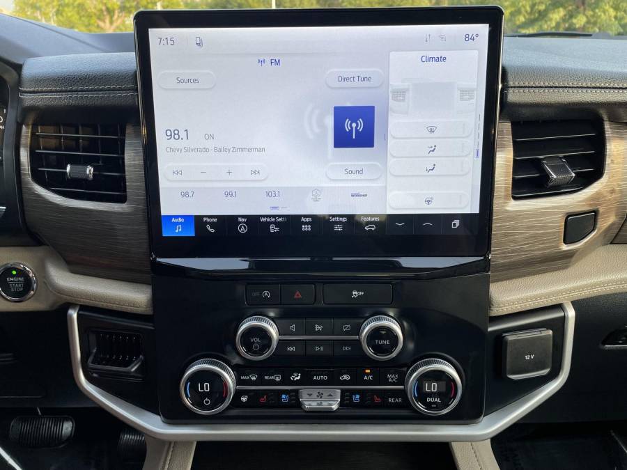 Used 2024 Ford Expedition for sale in St. Joseph MO