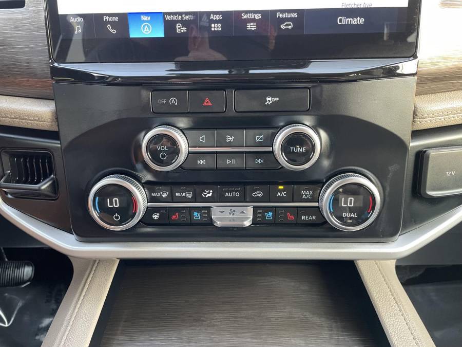Used 2024 Ford Expedition for sale in St. Joseph MO