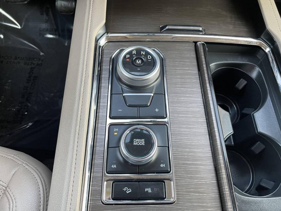 Used 2024 Ford Expedition for sale in St. Joseph MO