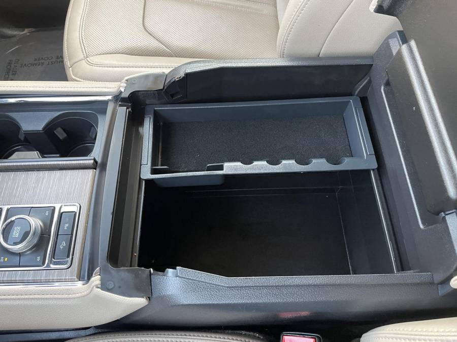 Used 2024 Ford Expedition for sale in St. Joseph MO